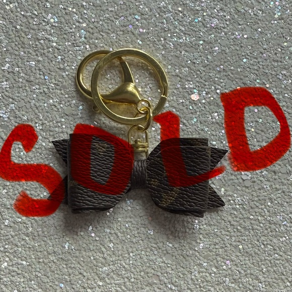 Handmade Handbags - Mini Monogram keychain bow